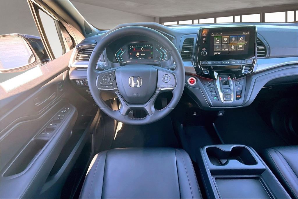 Certified 2023 Honda Odyssey Sport image 8