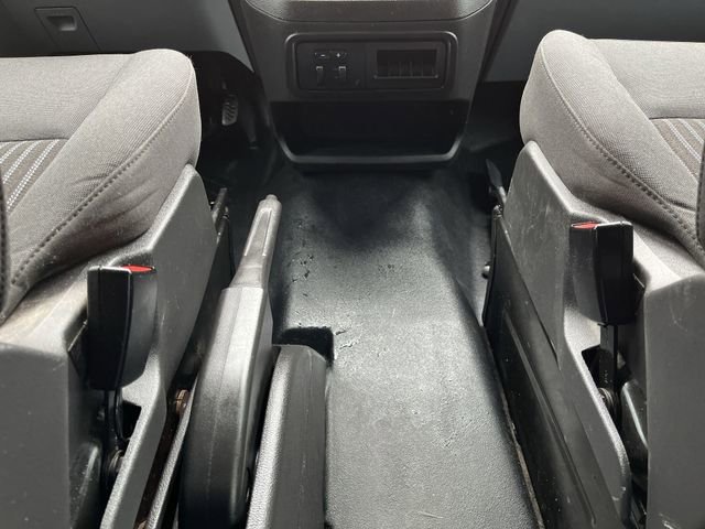 Used 2018 Ford Transit 350 XLT image 23