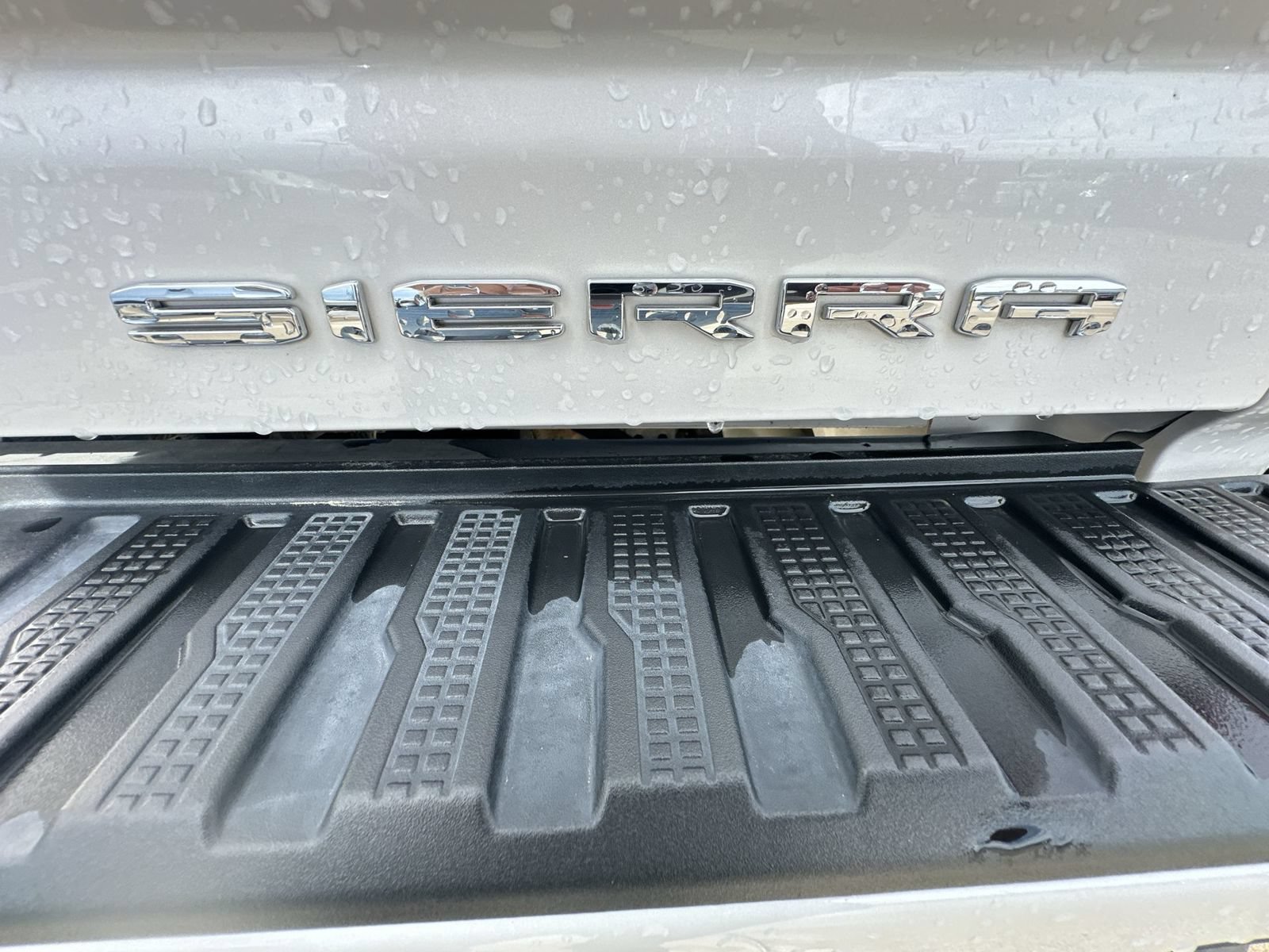 Certified 2024 GMC Sierra 2500 Denali w/ Denali Reserve Package AWD/4WD image 32