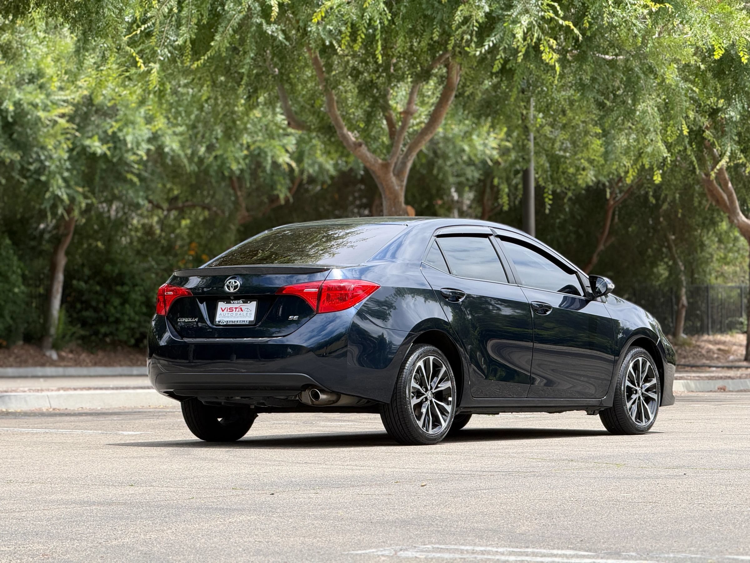 Used 2019 Toyota Corolla SE w/ Carpet Mat Package (TMS) FWD image 3