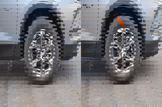 New 2025 Chevrolet Blazer LT w/ Convenience Package image 5