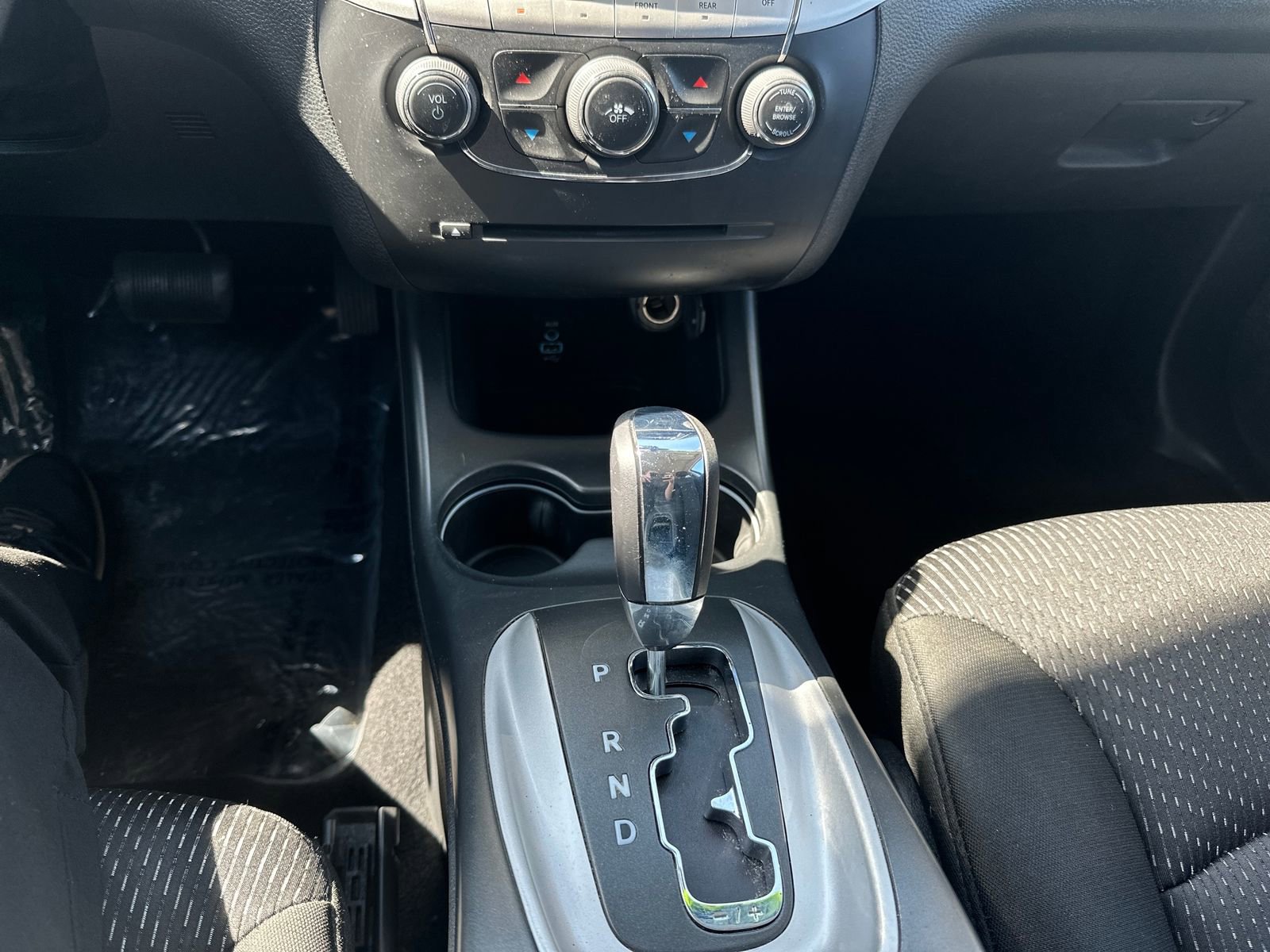 Used 2020 Dodge Journey SE image 25