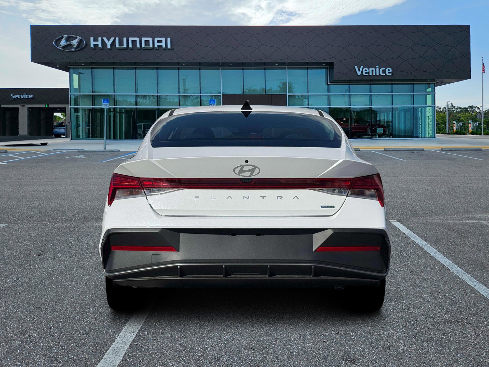 New 2026 Hyundai Elantra Hybrid FWD image 25