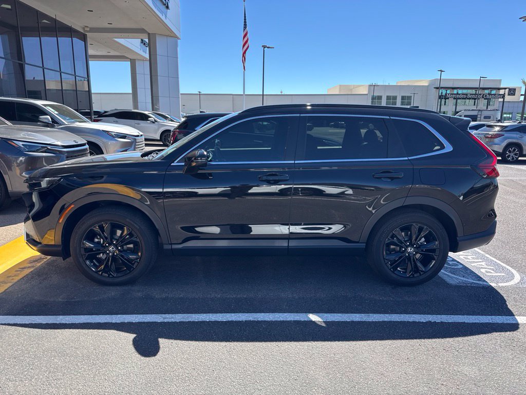 Used 2024 Honda CR-V Sport Touring image 3