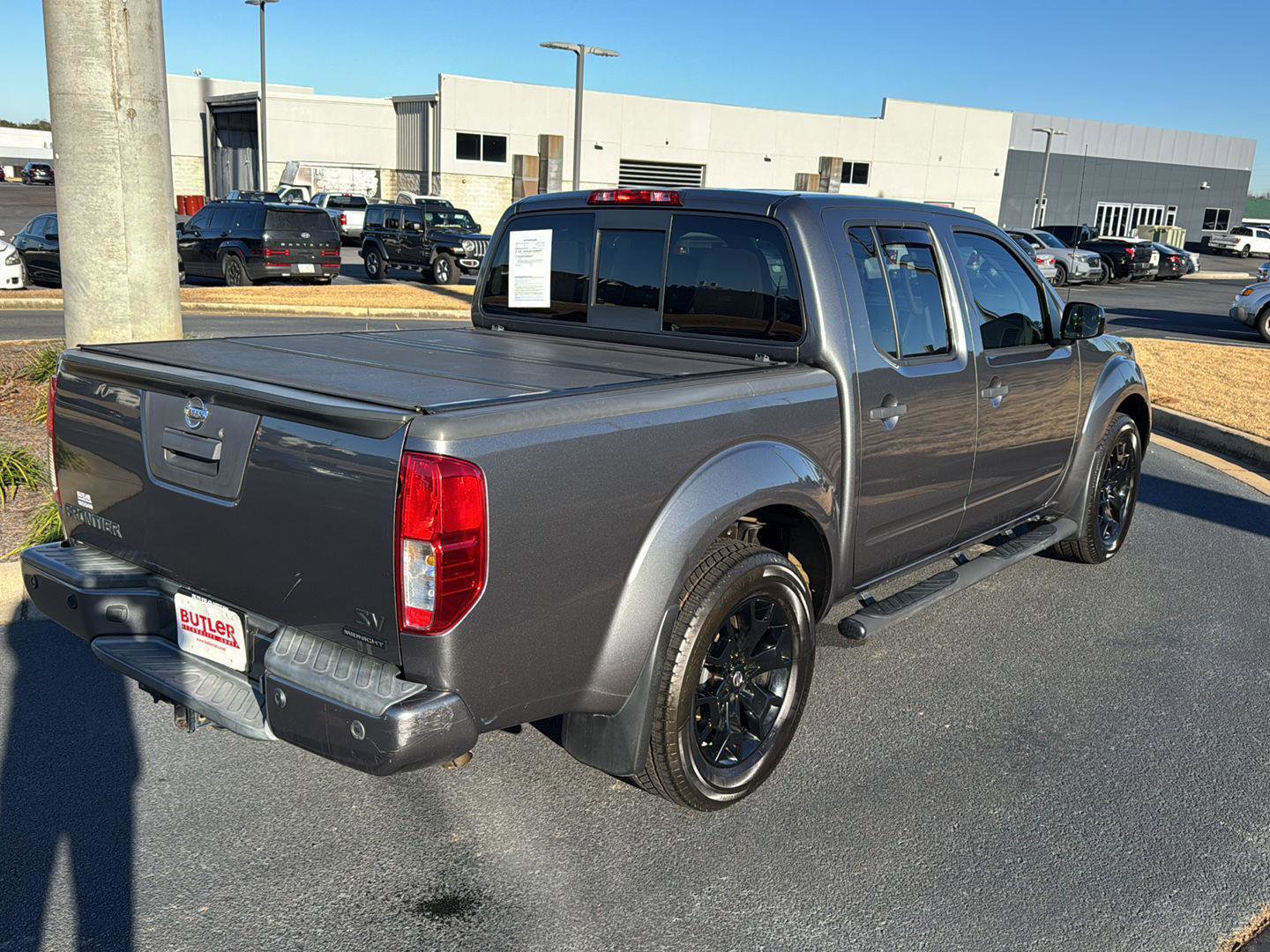Used 2018 Nissan Frontier SV w/ Value Truck Package image 5