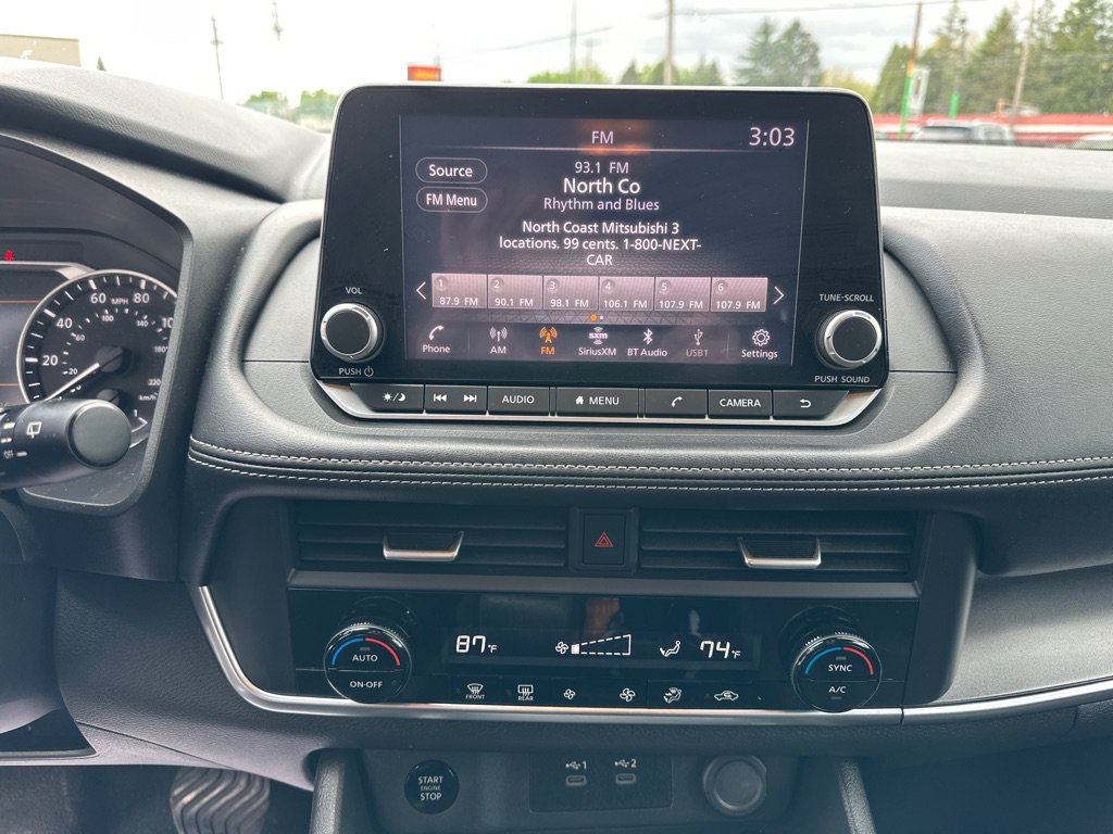 Used 2024 Nissan Rogue SV AWD/4WD image 14