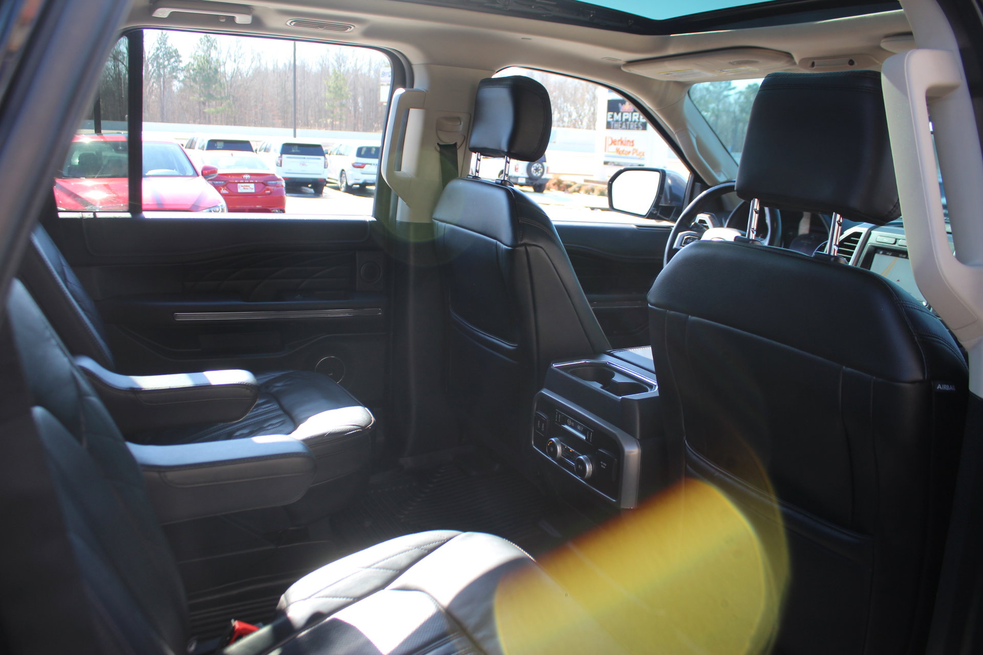 Used 2018 Ford Expedition Max Platinum image 35