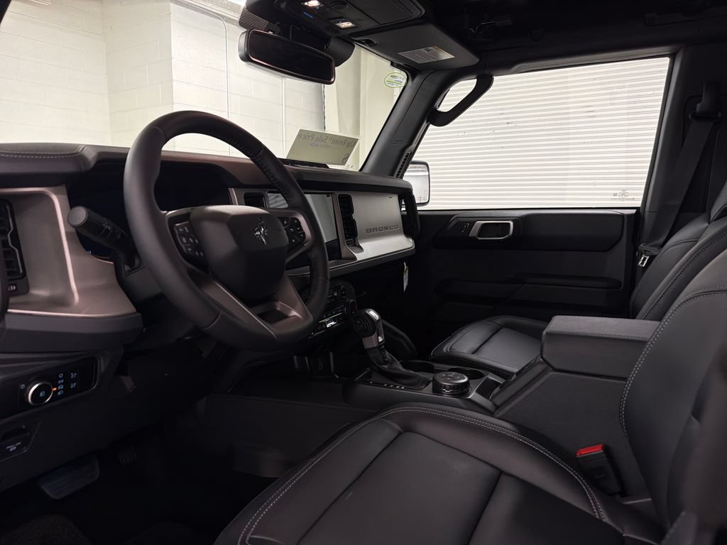 New 2026 Ford Bronco Outer Banks w/ Sasquatch Package AWD/4WD image 6
