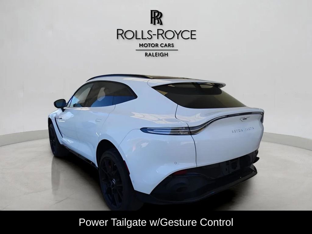Used 2021 Aston Martin DBX image 8