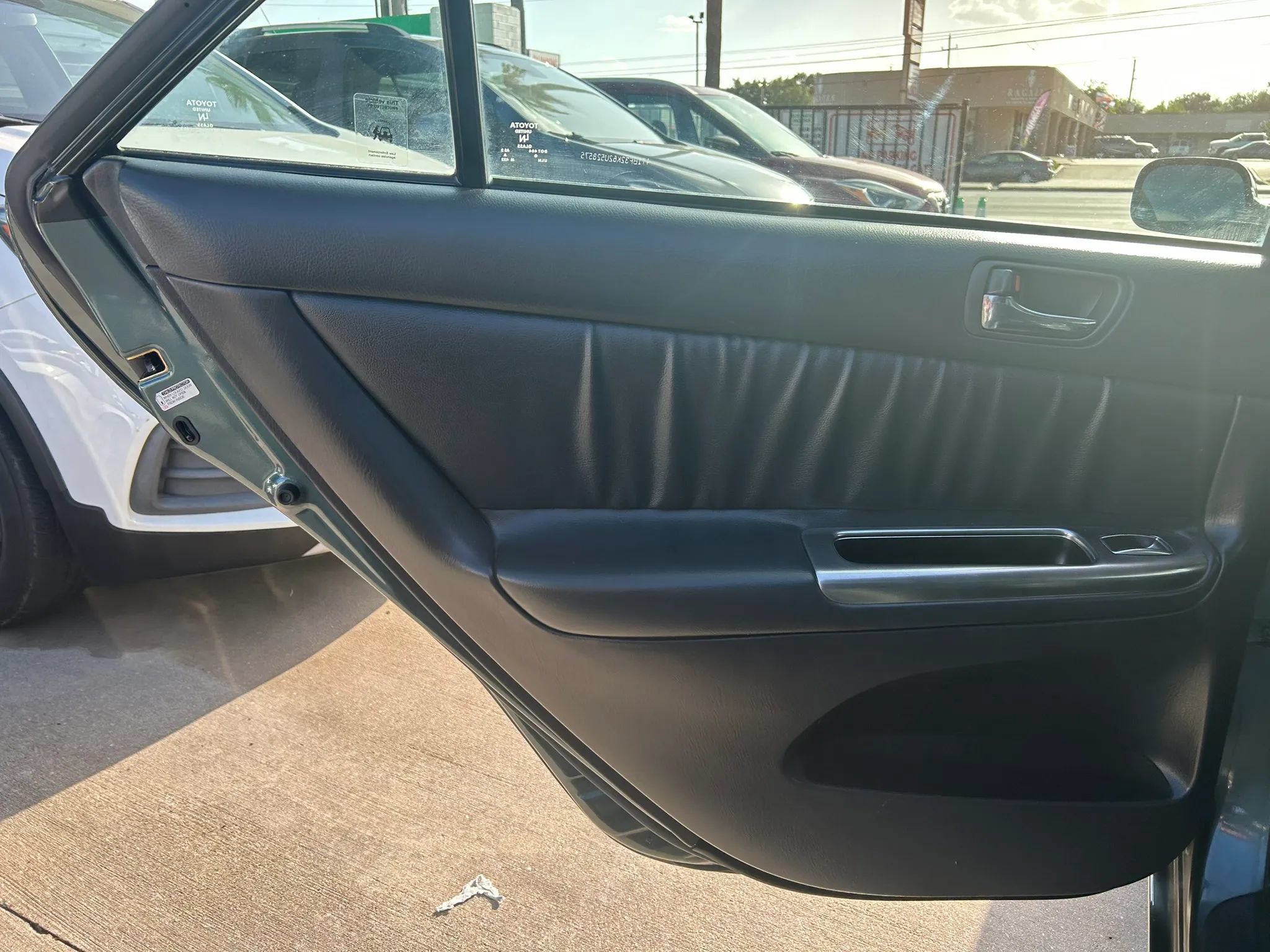 Used 2002 Toyota Camry SE FWD image 19