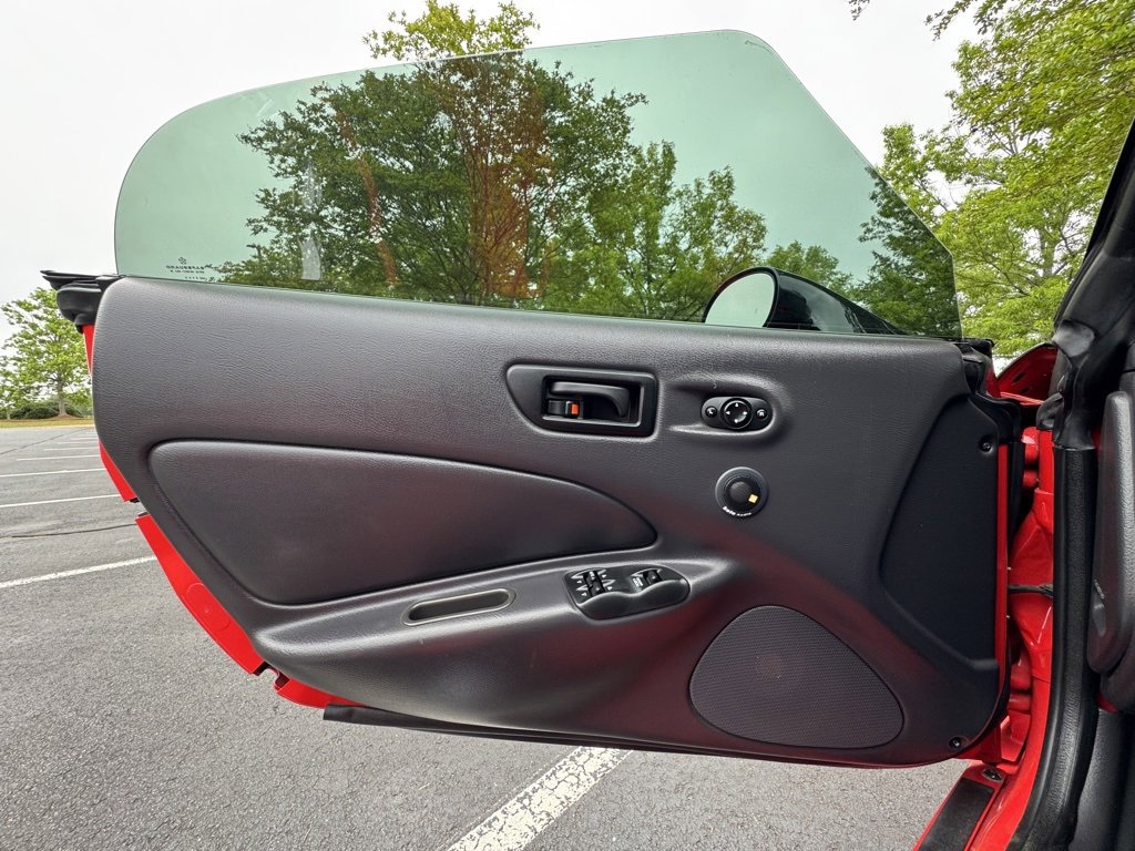 Used 2000 Plymouth Prowler image 14