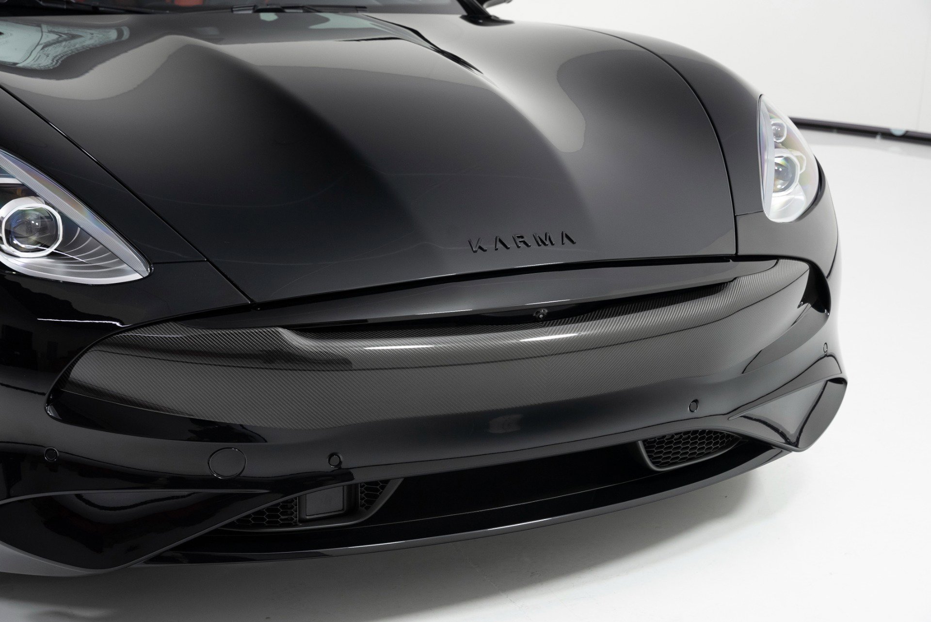 Used 2025 Karma Revero Luxury image 39