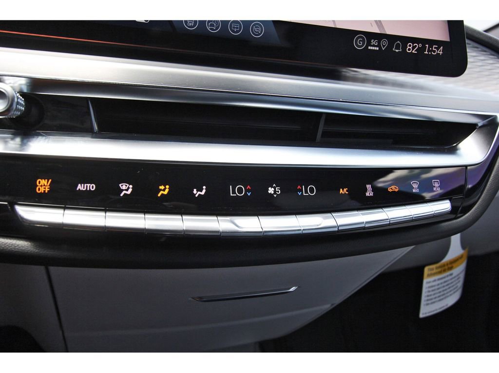 New 2026 Cadillac Lyriq Luxury RWD image 19