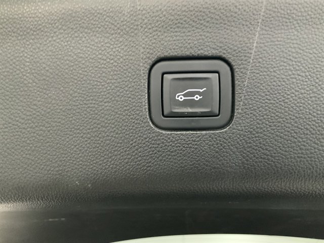 Used 2023 Buick Enclave Essence w/ Experience Buick Package image 20