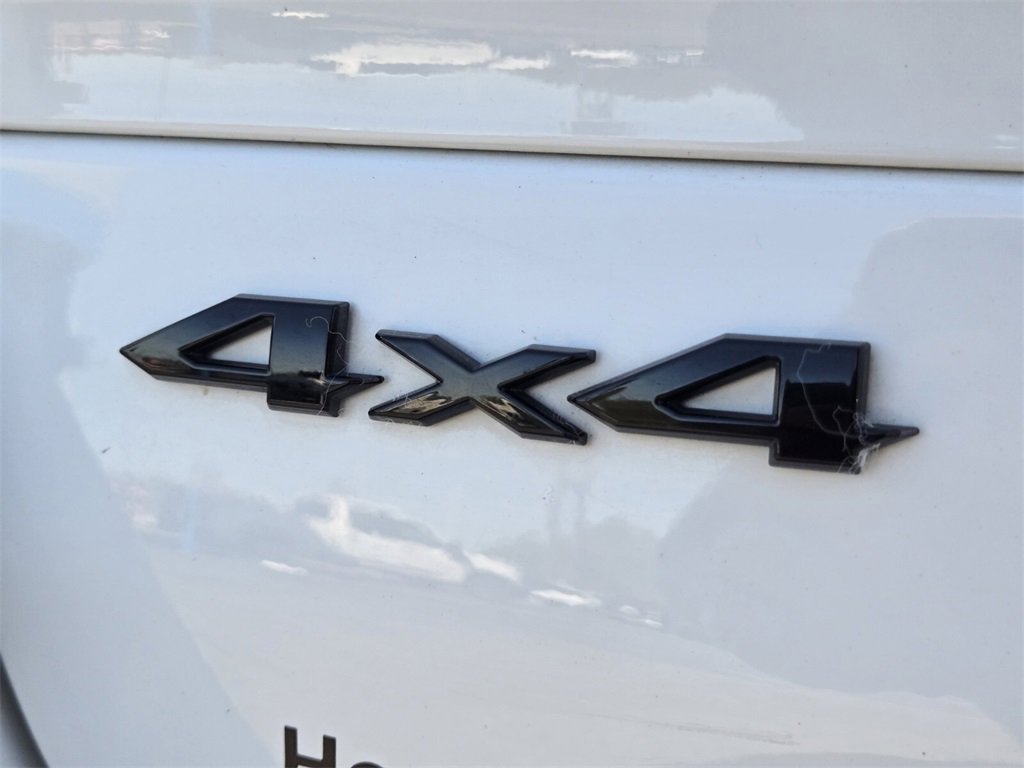 Used 2024 Jeep Grand Cherokee L Laredo image 16