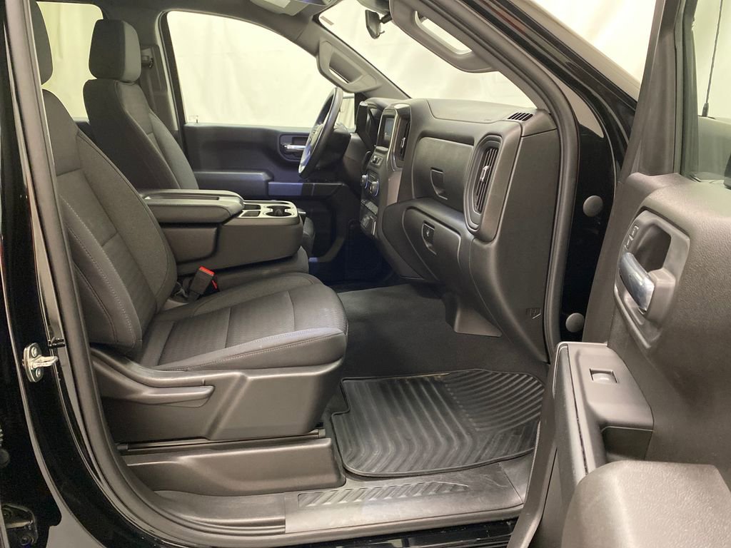 Used 2023 Chevrolet Silverado 1500 Custom image 15