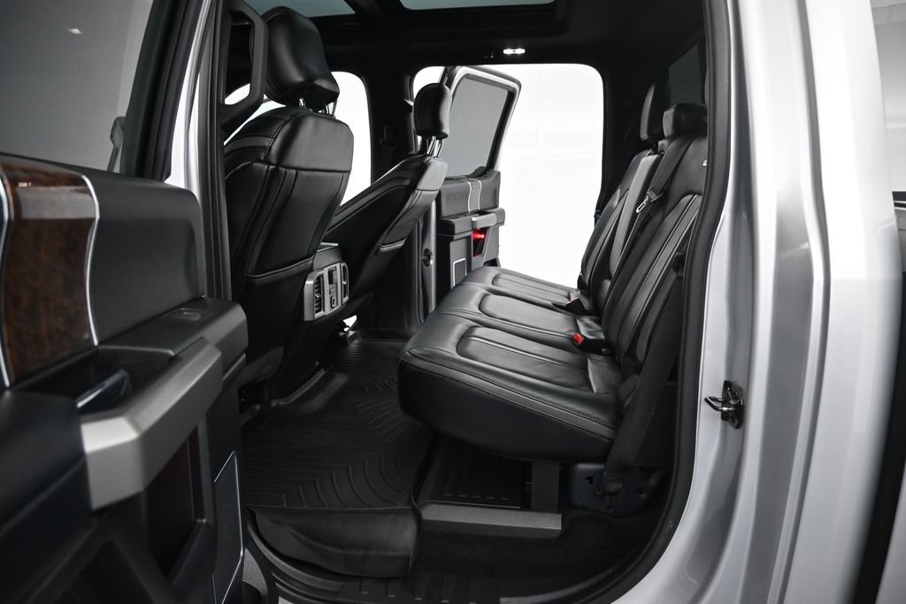 Used 2017 Ford F250 Platinum w/ Platinum Ultimate Package AWD/4WD image 19