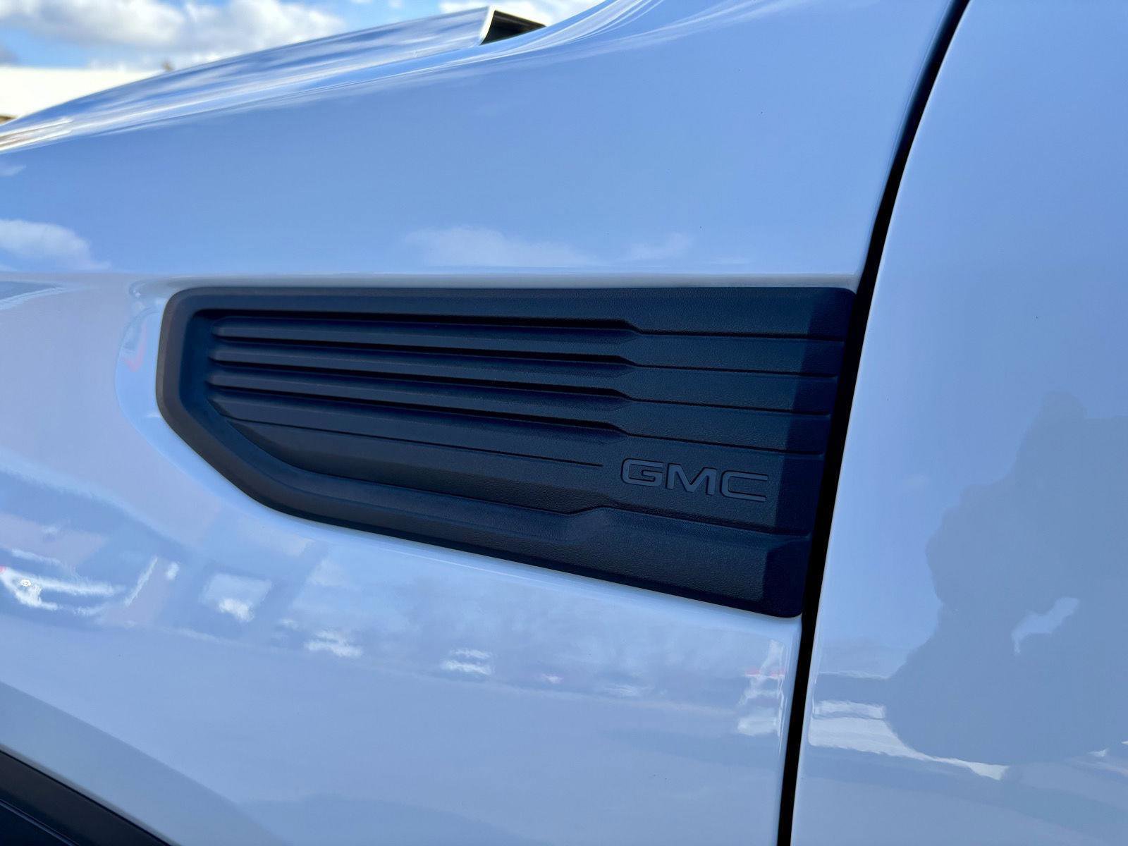 Used 2022 GMC Sierra 1500 Pro w/ Sierra Value Package image 18