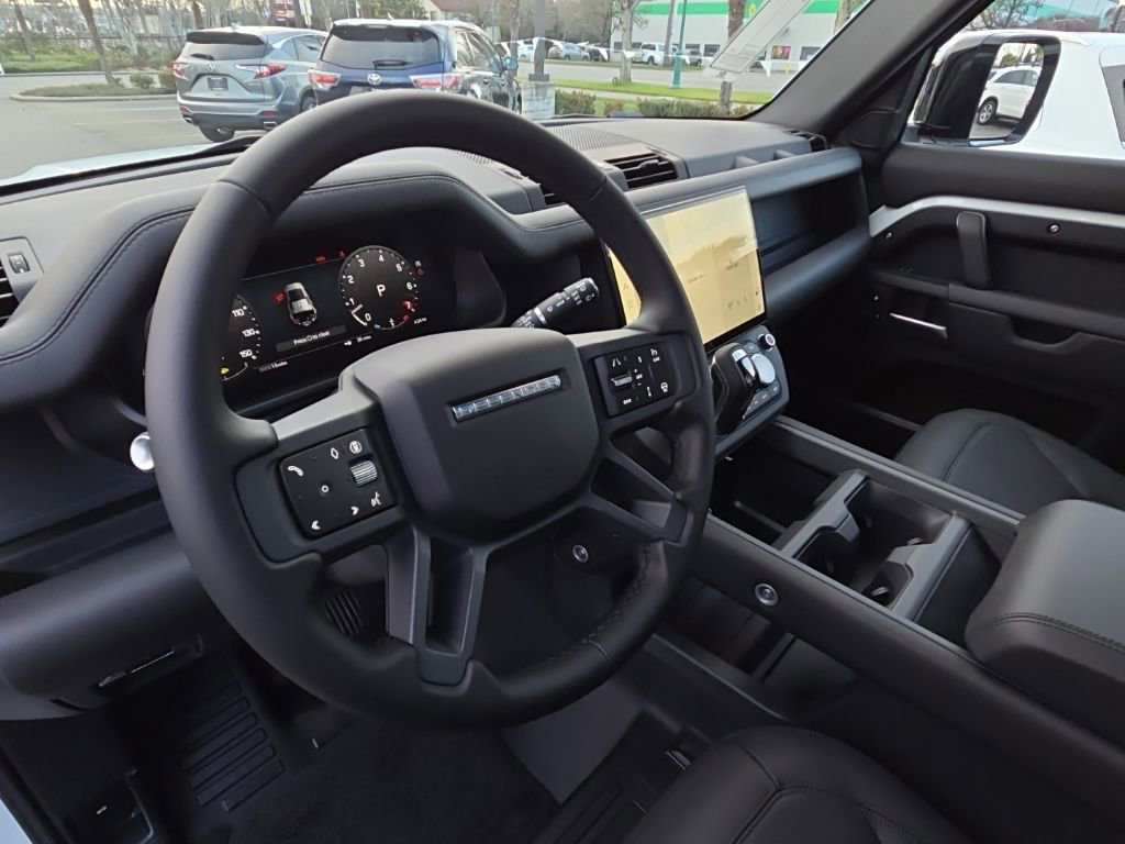 New 2026 Land Rover Defender 110 X-Dynamic SE image 12