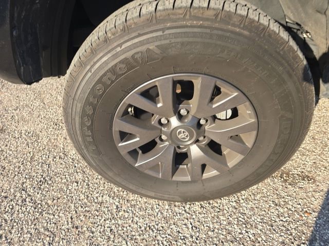 Used 2021 Toyota Tacoma SR5 image 8