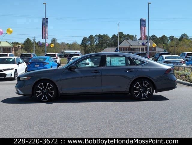 New 2026 Honda Accord Touring image 2