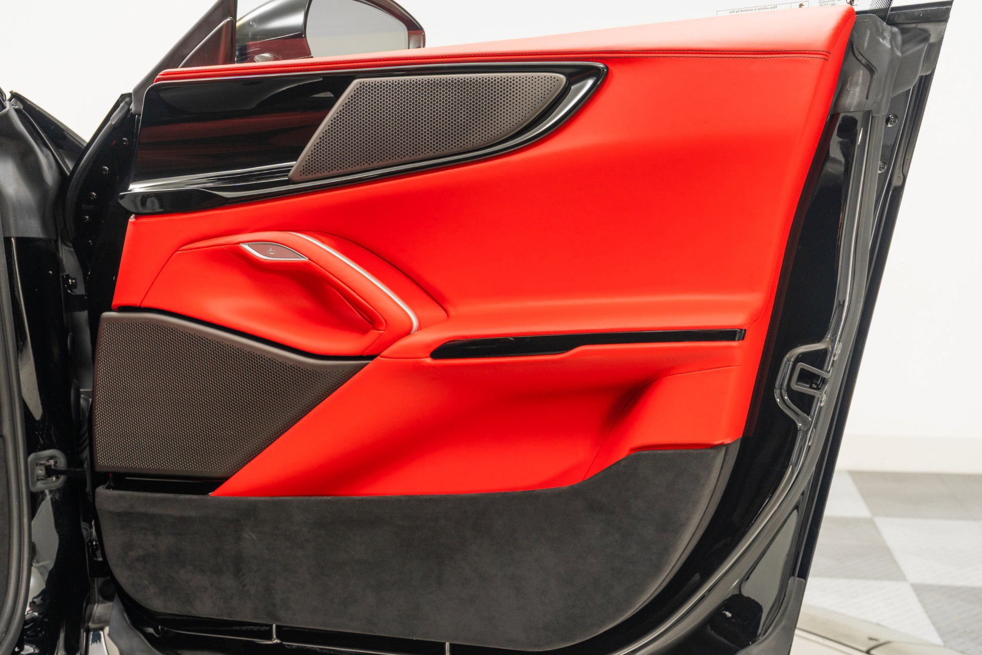 Used 2025 Ferrari Purosangue image 44