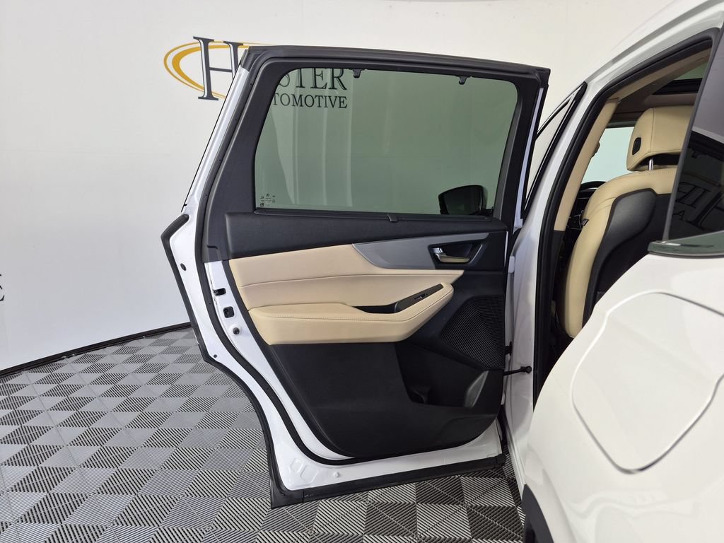Used 2024 Acura MDX w/ Technology Package FWD image 41