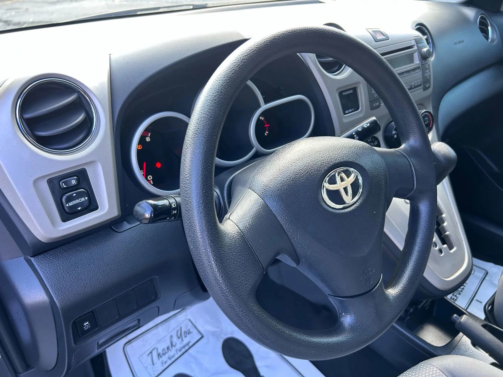 Used 2010 Toyota Matrix image 16