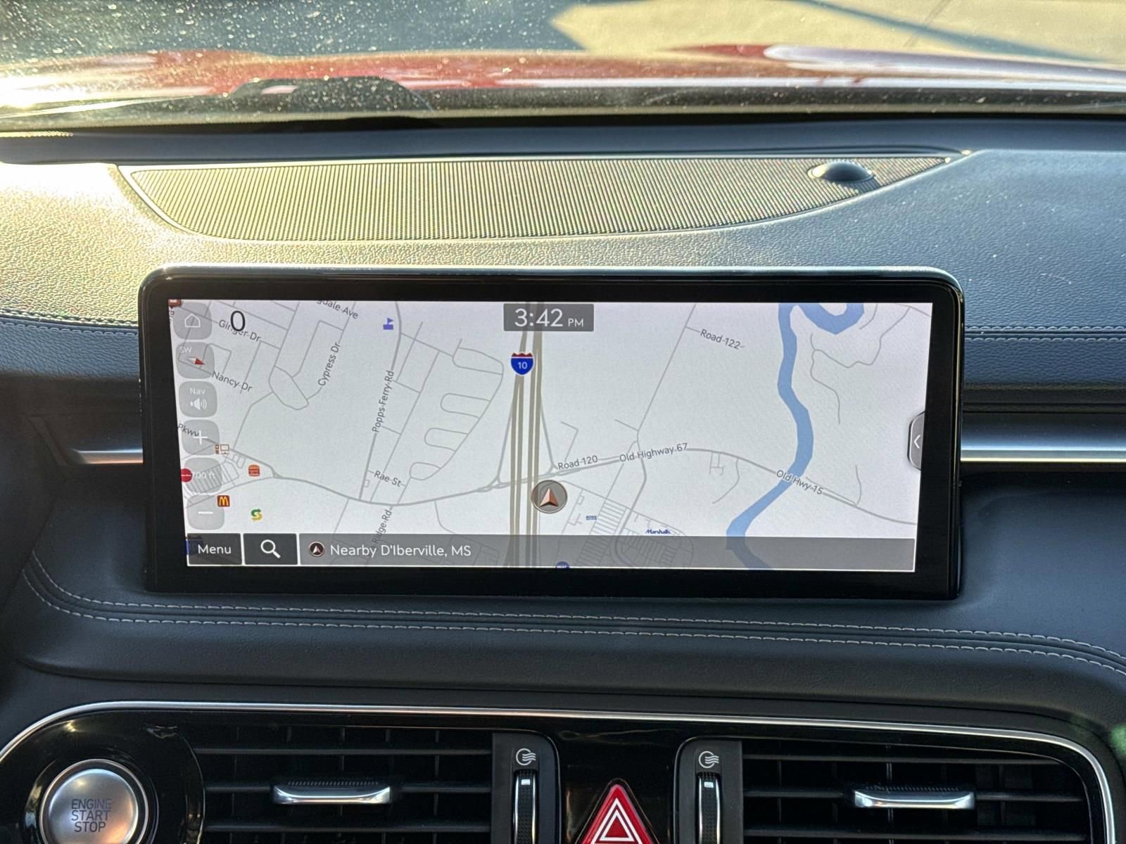 Used 2023 Genesis G70 2.0T image 25