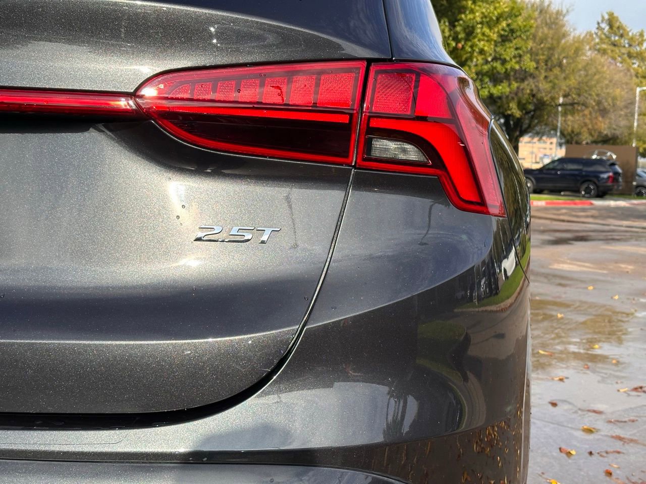 Used 2023 Hyundai Santa Fe Calligraphy image 13