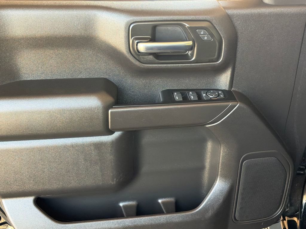 Used 2024 Chevrolet Silverado 1500 Custom Trail Boss image 3