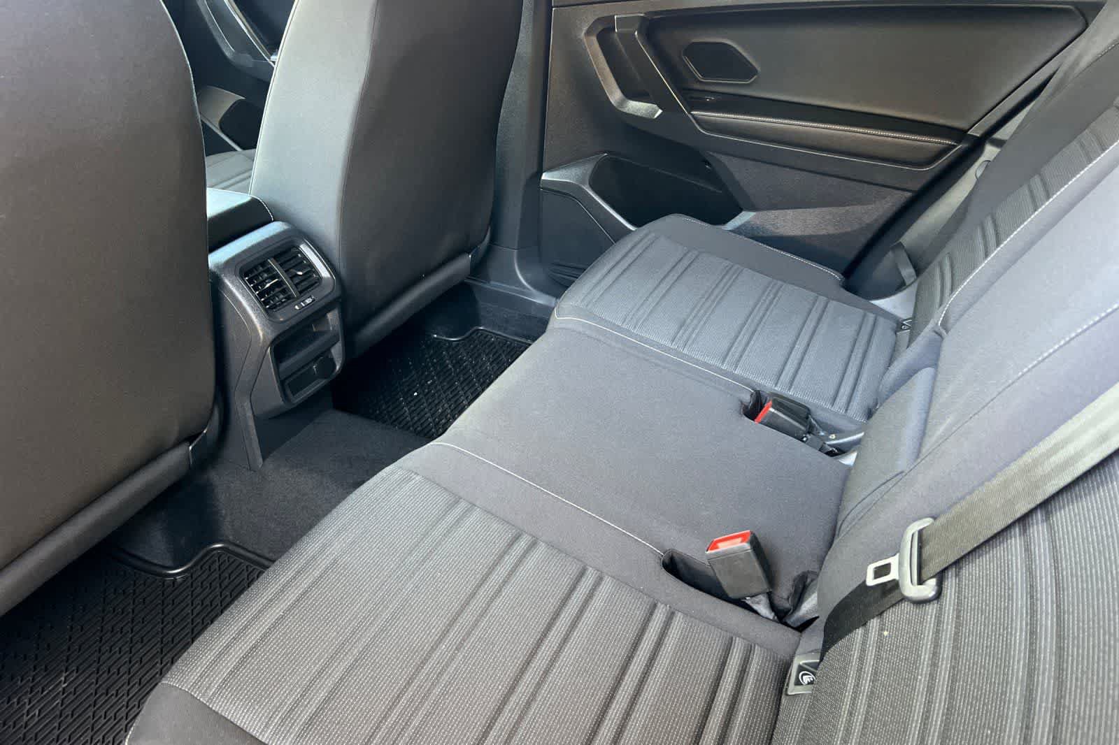 Used 2022 Volkswagen Tiguan S AWD/4WD image 5