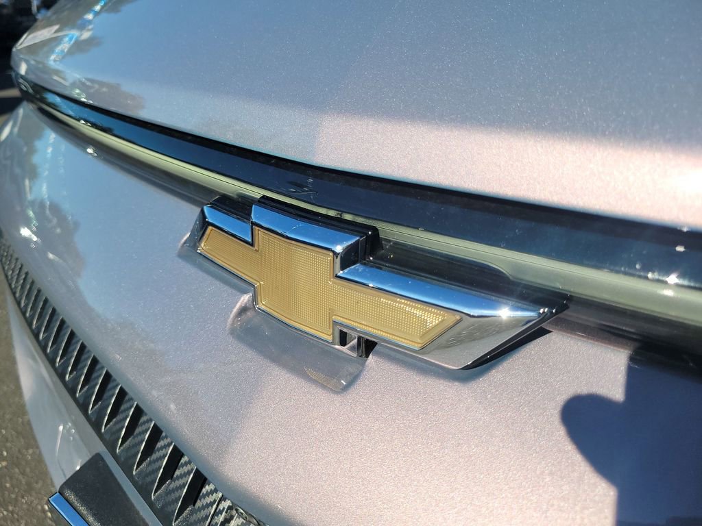 New 2026 Chevrolet Equinox EV LT image 30