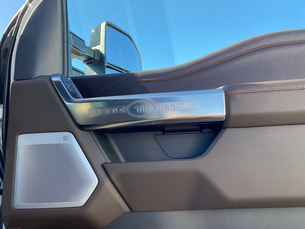 New 2026 Ford F350 4x4 Crew Cab Super Duty image 17