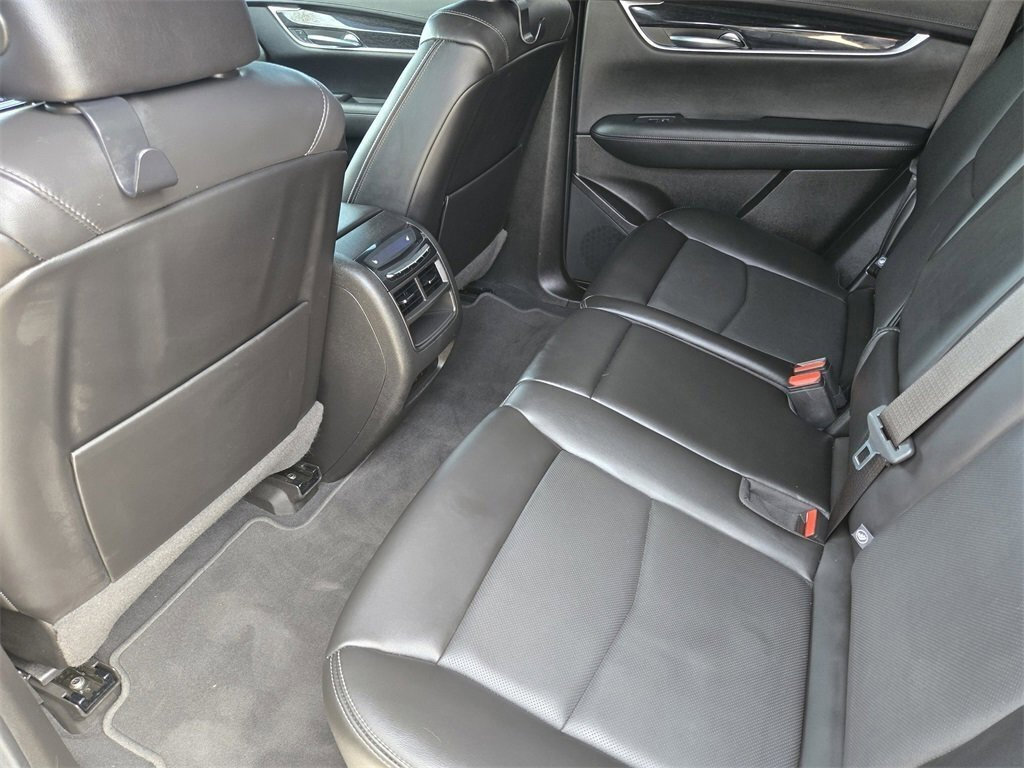 Used 2022 Cadillac XT5 Premium Luxury image 31