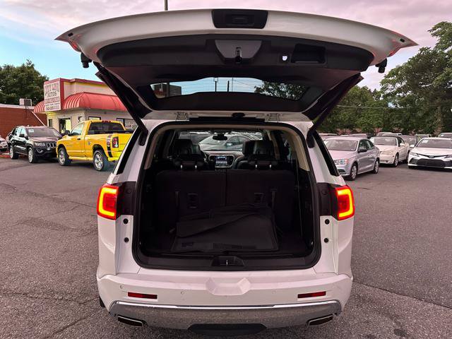 Used 2017 GMC Acadia Denali w/ Technology Package AWD/4WD image 24
