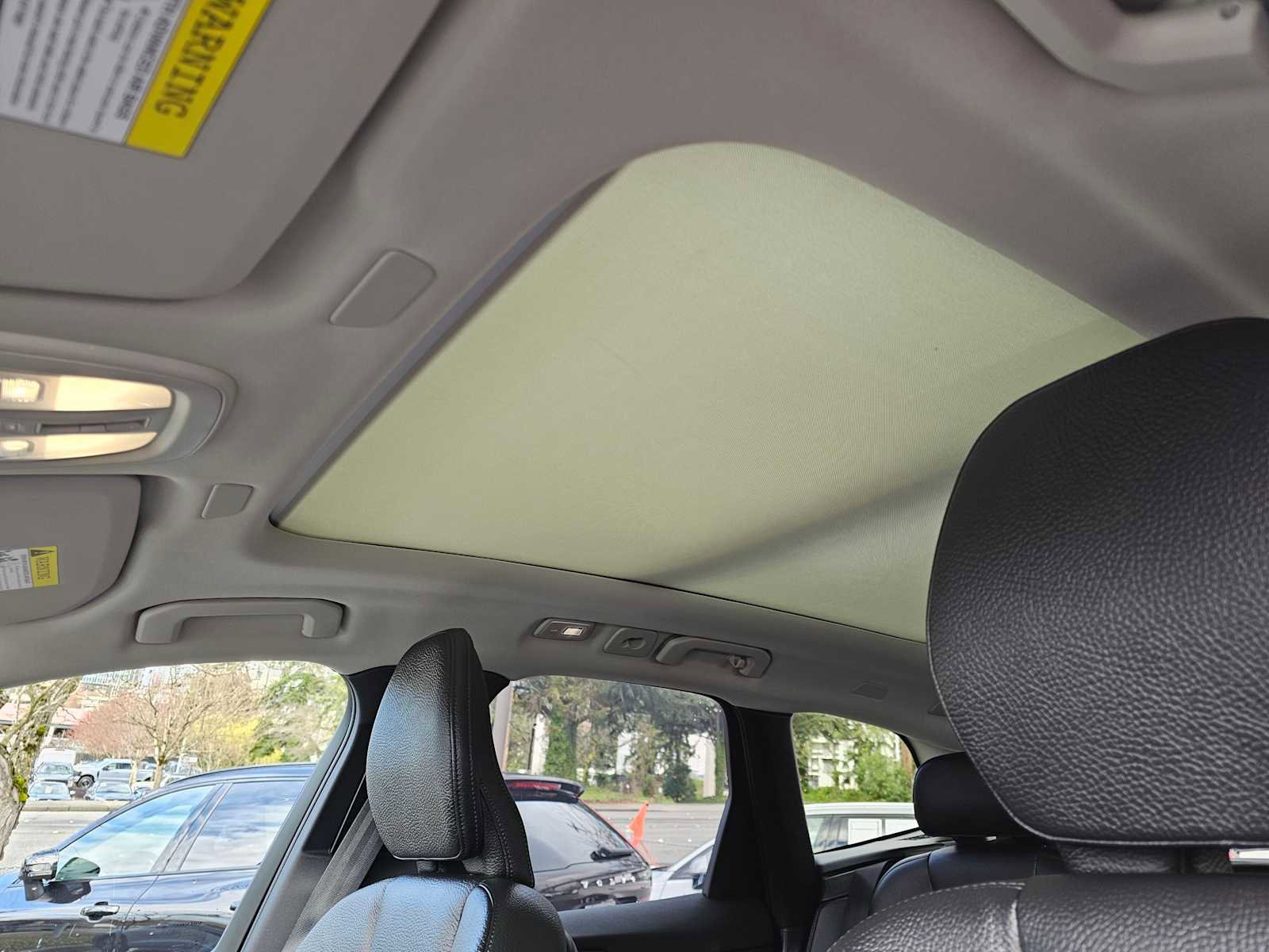 Certified 2025 Volvo XC60 T8 Plus w/ Protection Package Premier image 23