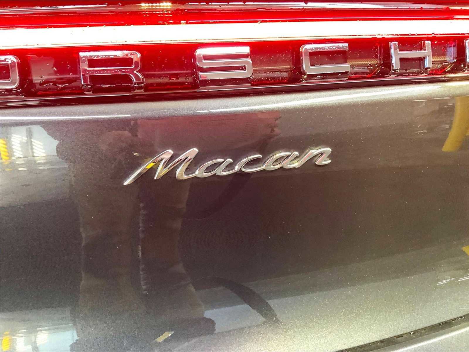 New 2026 Porsche Macan AWD/4WD image 19