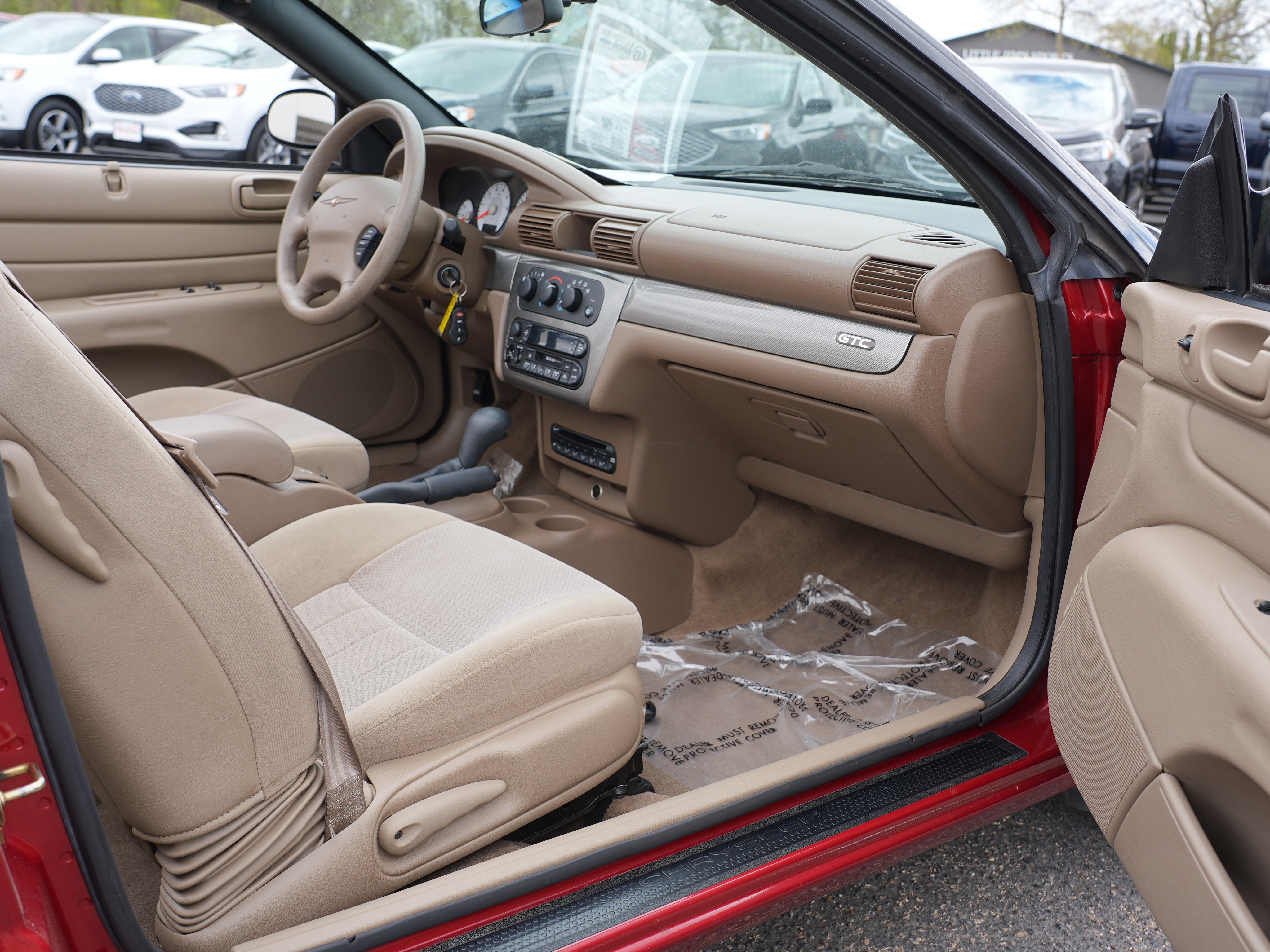 Used 2004 Chrysler Sebring GTC FWD image 28