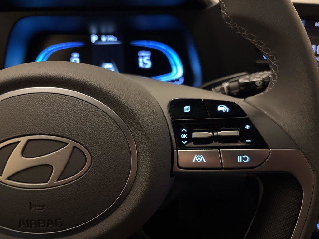 New 2026 Hyundai Elantra Sport image 16