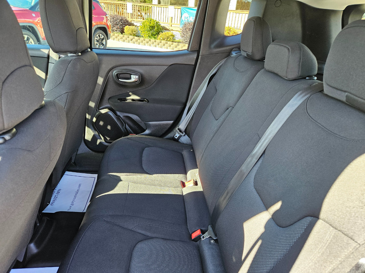 Used 2021 Jeep Renegade Sport w/ Sport Appearance Group image 16