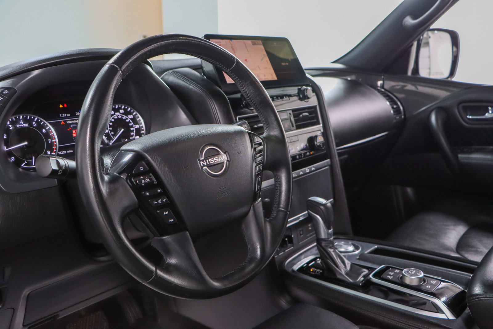 Used 2022 Nissan Armada SL w/ Midnight Edition Package image 24