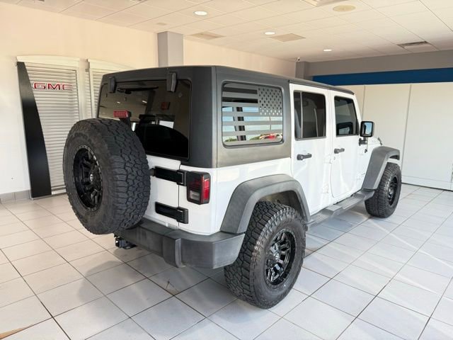 Used 2018 Jeep Wrangler Unlimited Rubicon w/ Connectivity Group AWD/4WD image 6
