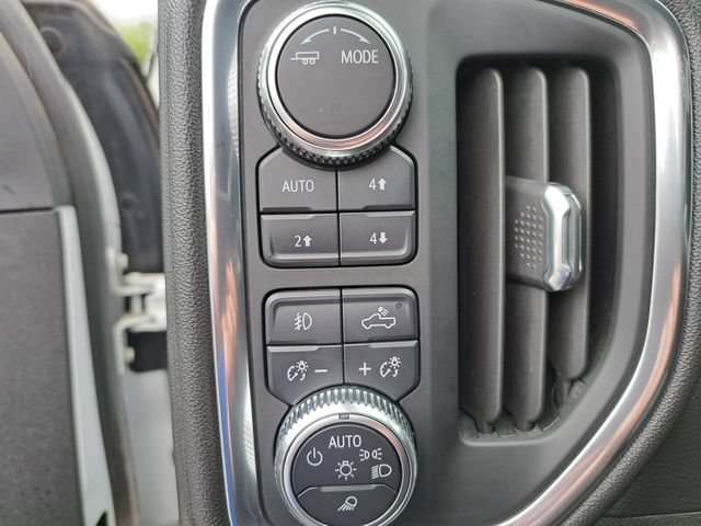 Used 2021 GMC Sierra 3500 AT4 AWD/4WD image 17