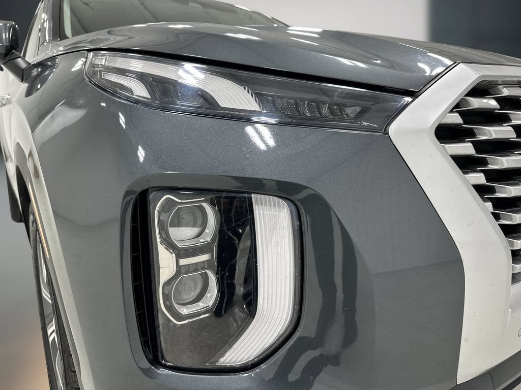 Used 2022 Hyundai Palisade SEL w/ Premium Package FWD image 12