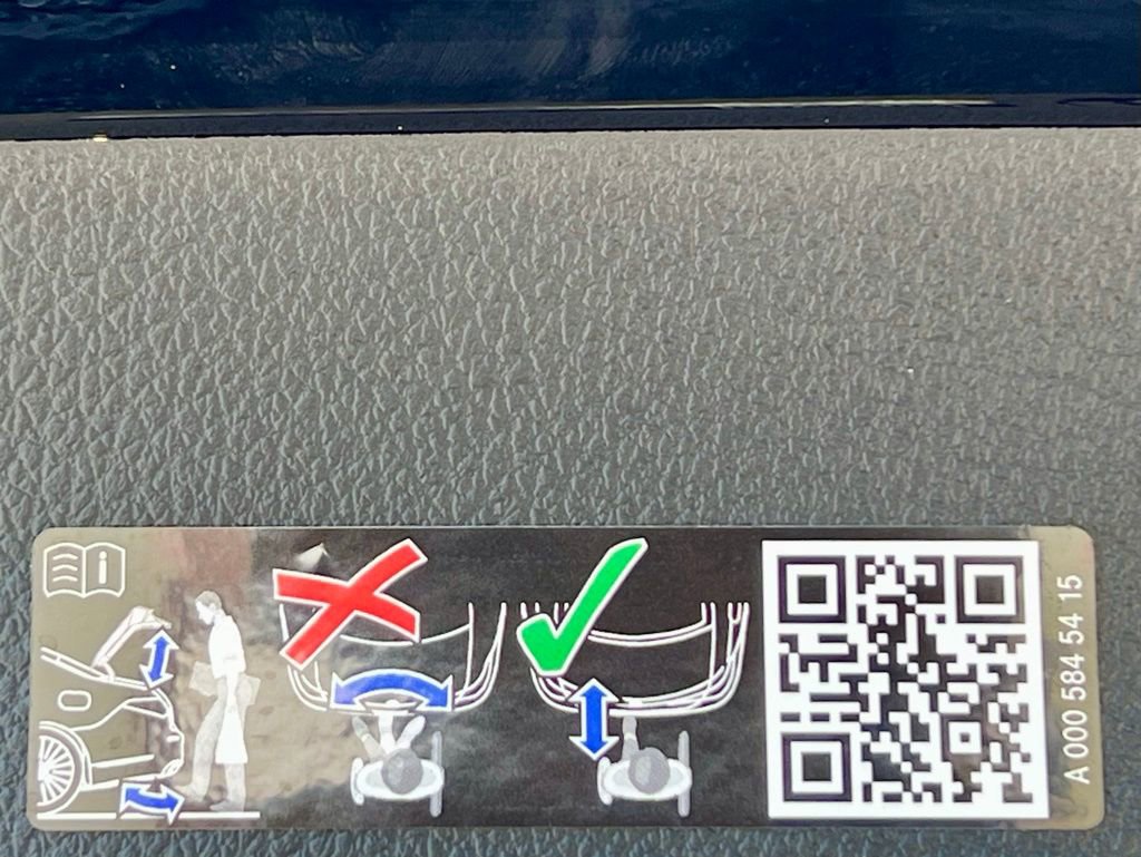 Certified 2024 Mercedes-Benz GLE 450 4MATIC image 32