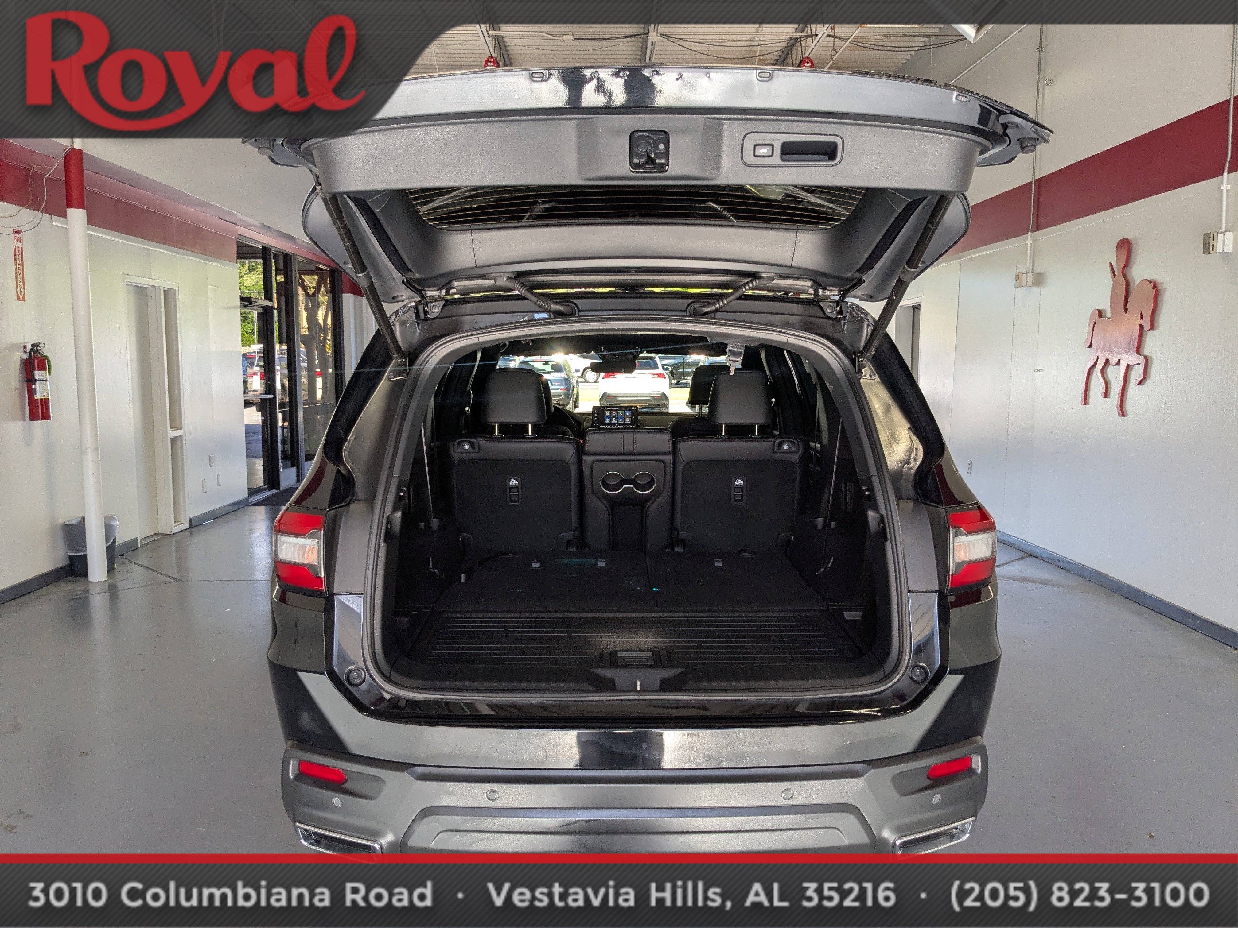Used 2025 Honda Pilot Black Edition image 13