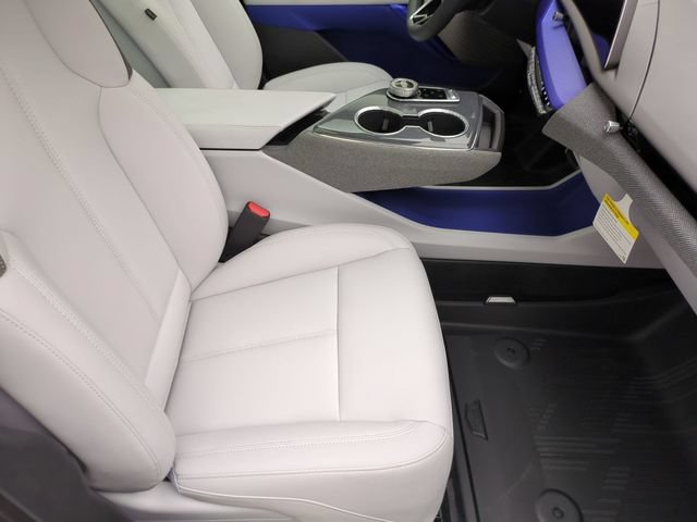 New 2027 Cadillac Optiq Luxury w/ LPO, Floor Liner Package AWD/4WD image 27