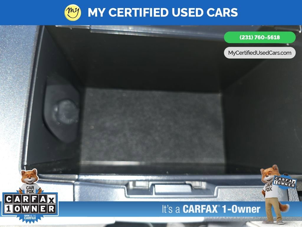 Used 2024 Toyota Venza LE image 28