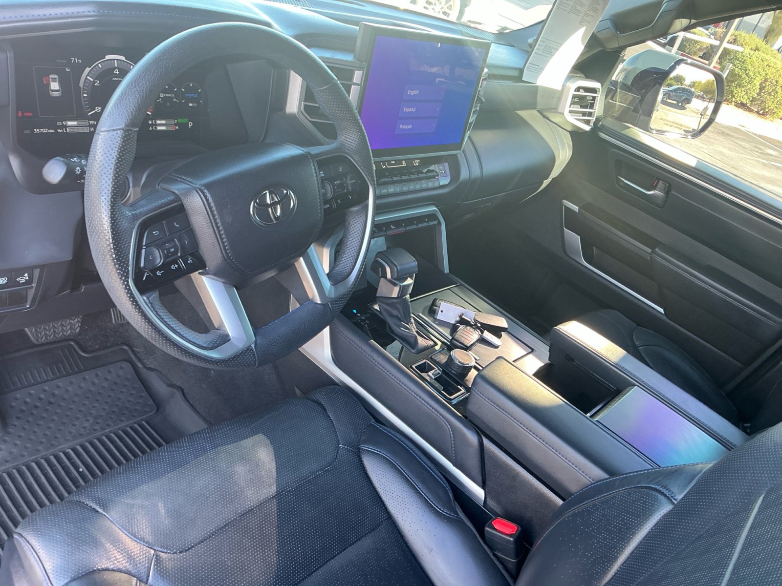 Used 2025 Toyota Sequoia Platinum AWD/4WD image 20